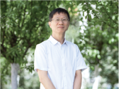 饒政    高中部校長